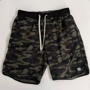 Men’s Medium Vuori shorts.